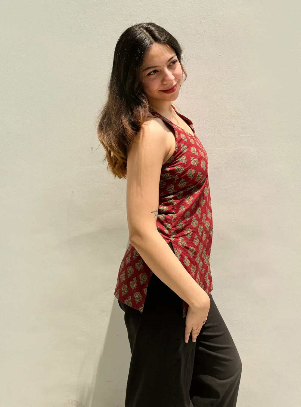 Trendy Red Colour  Halter Neck Sleevless Kurti