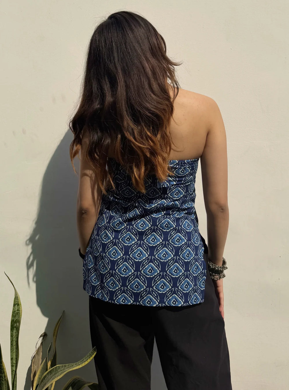 Beutiful Printed  Halter Neck Sleevless Kurti