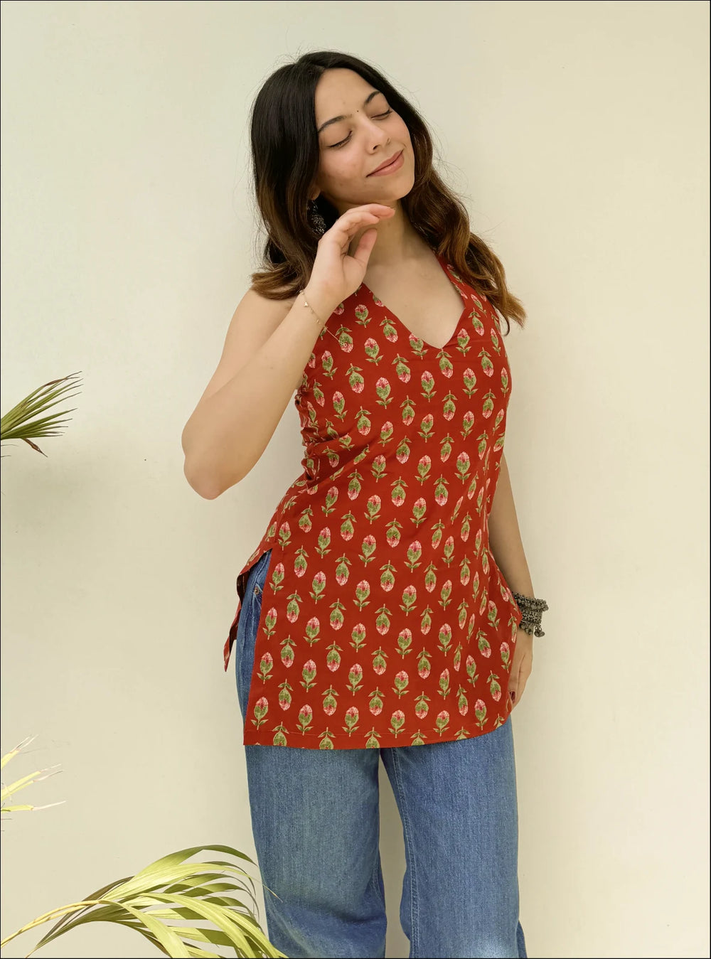Glossy Red  Halter Neck Sleevless Kurti