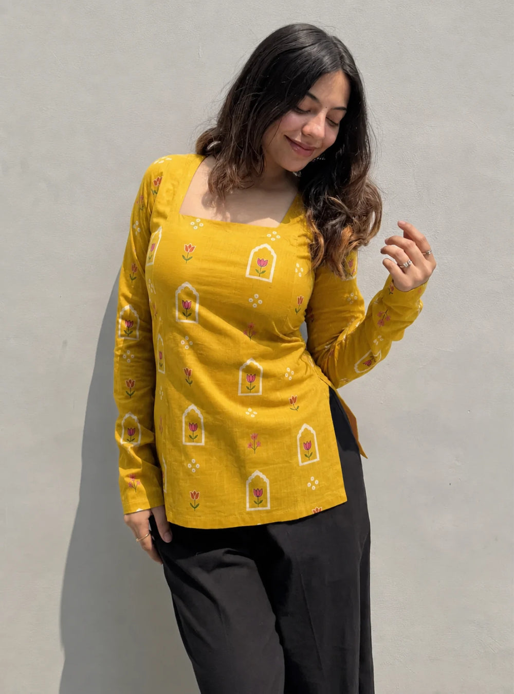 Sunshine Square Neck Corset Back Full Sleevs Kurti