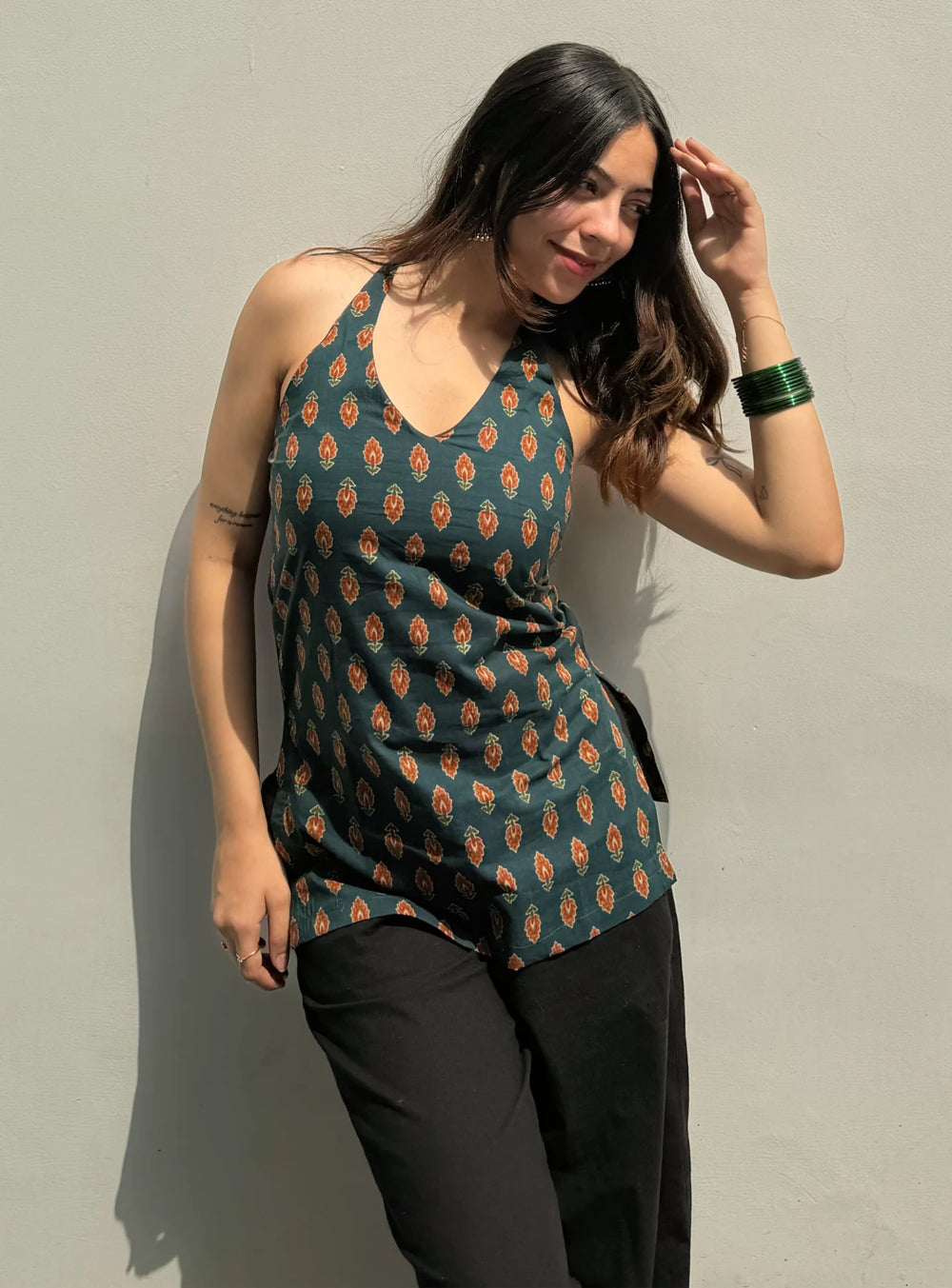 Classy  Halter Neck Sleevless Kurti