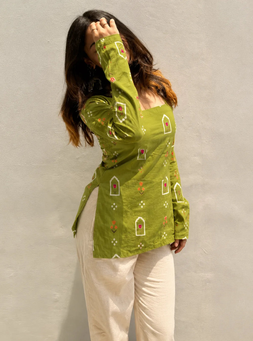 Beutiful Square Neck Corset Back Full Sleevs Kurti