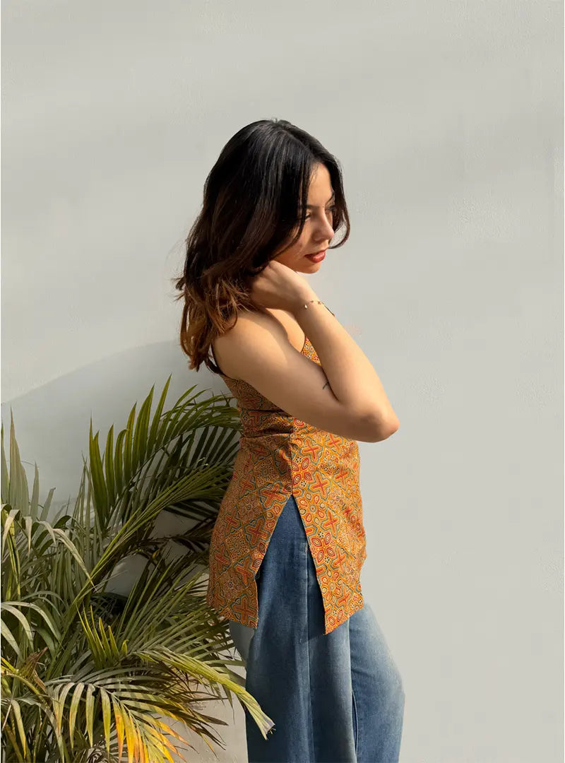 Trending Sleevless Kurti