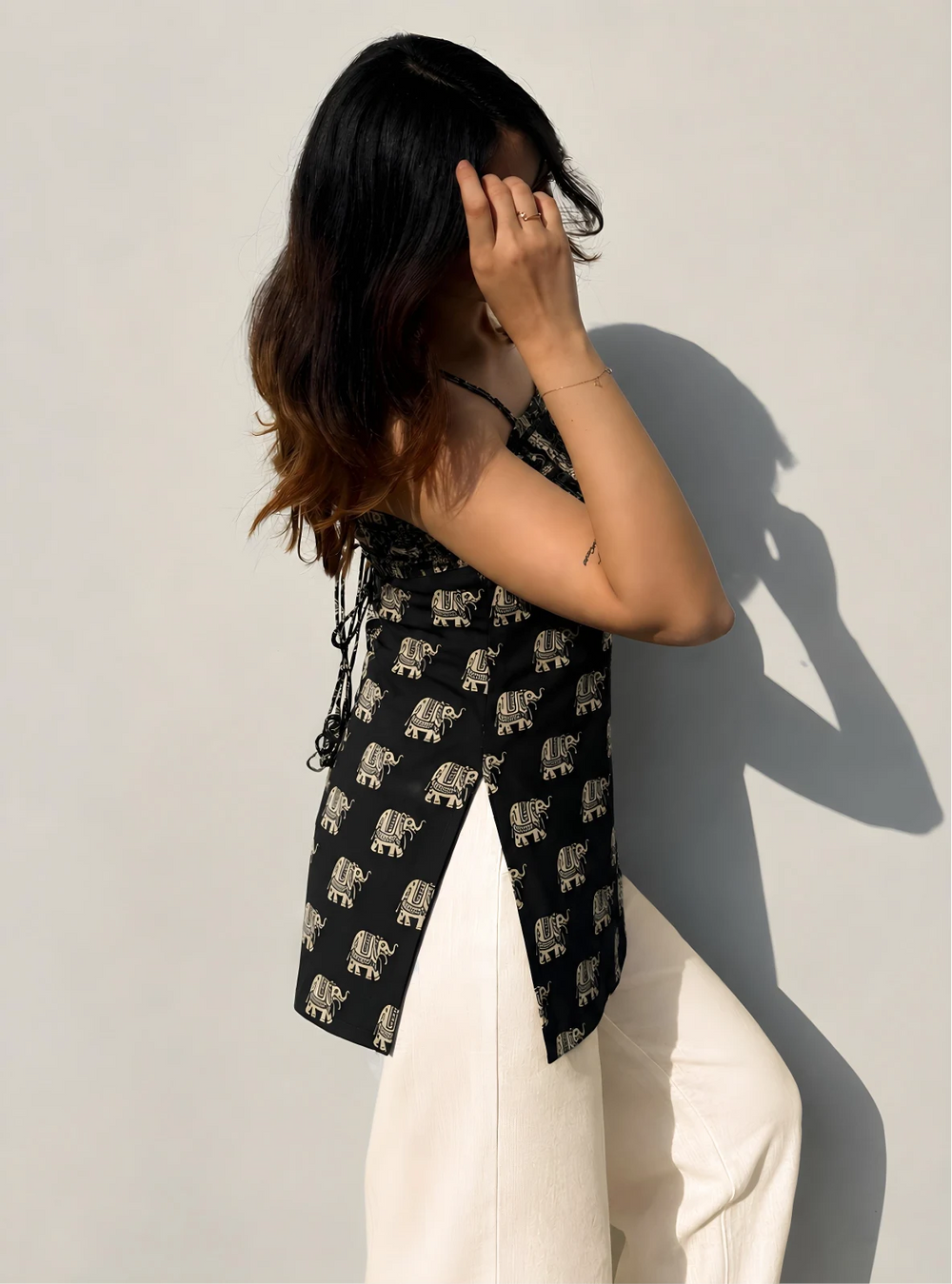 Trending Black Corset Back Sleevless Kurti