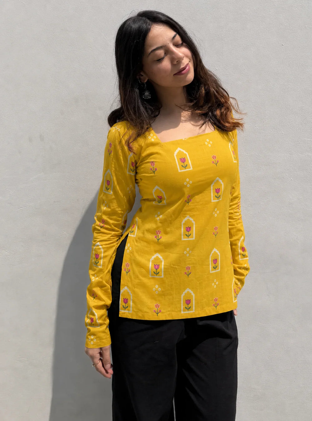 Sunshine Square Neck Corset Back Full Sleevs Kurti