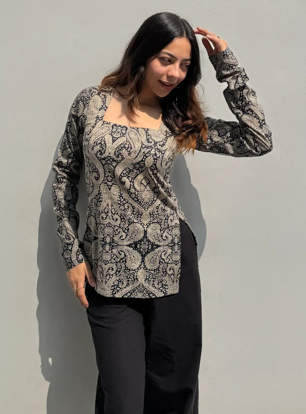 Beutiful Square Neck full Sleevs kurti