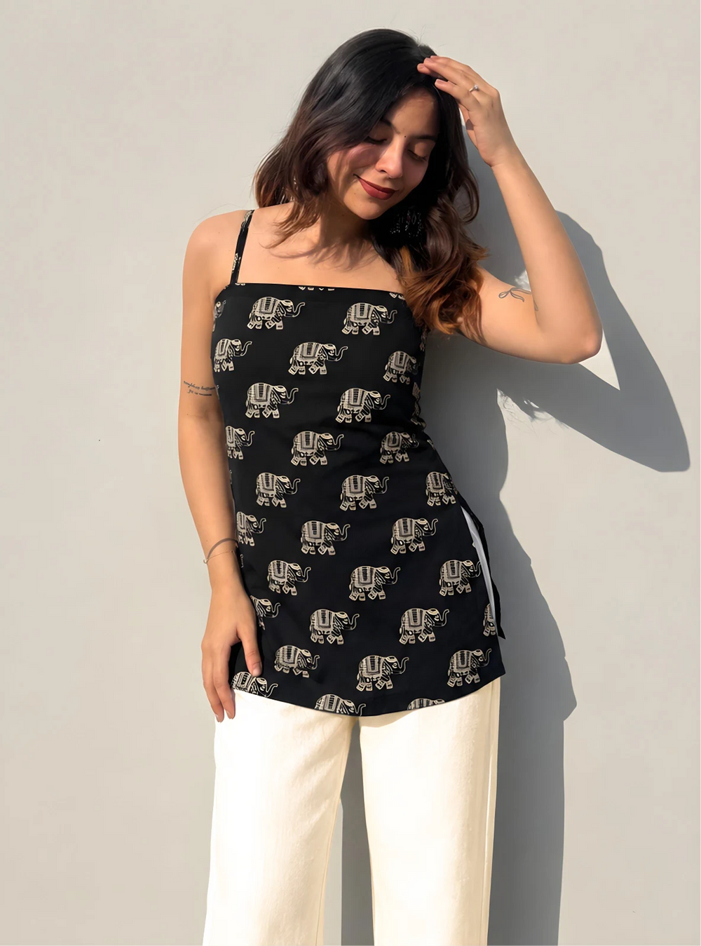 Trending Black Corset Back Sleevless Kurti