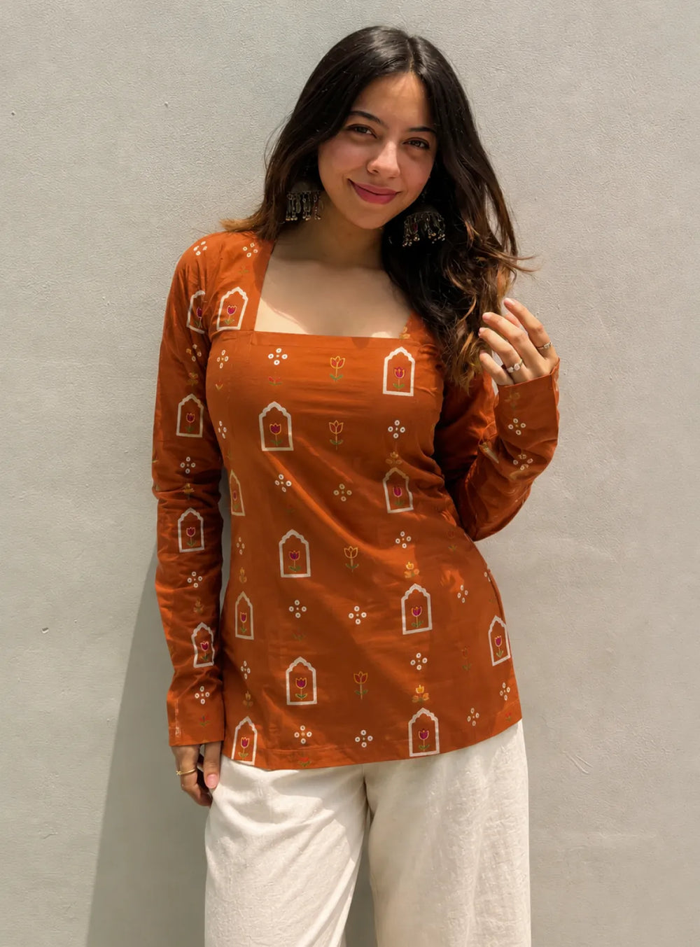 Classy Square Neck Corset Back Full Sleevs Kurti