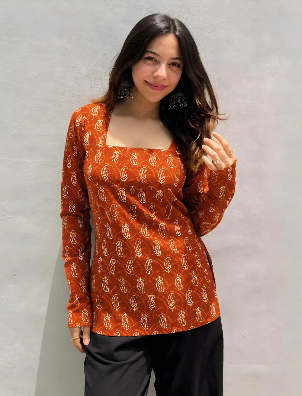 Trendy Square Neck Full Sleevs Kurti
