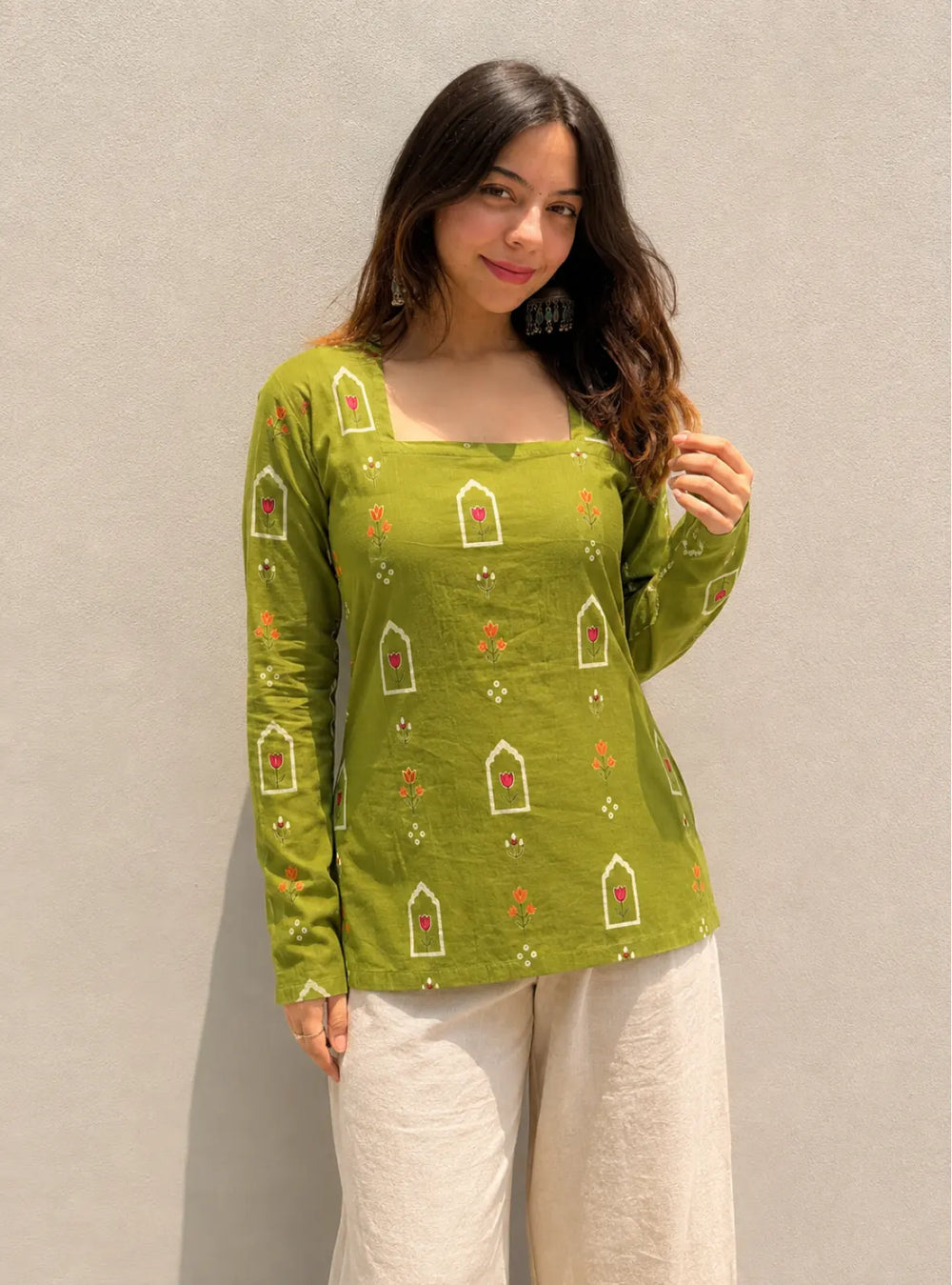 Beutiful Square Neck Corset Back Full Sleevs Kurti