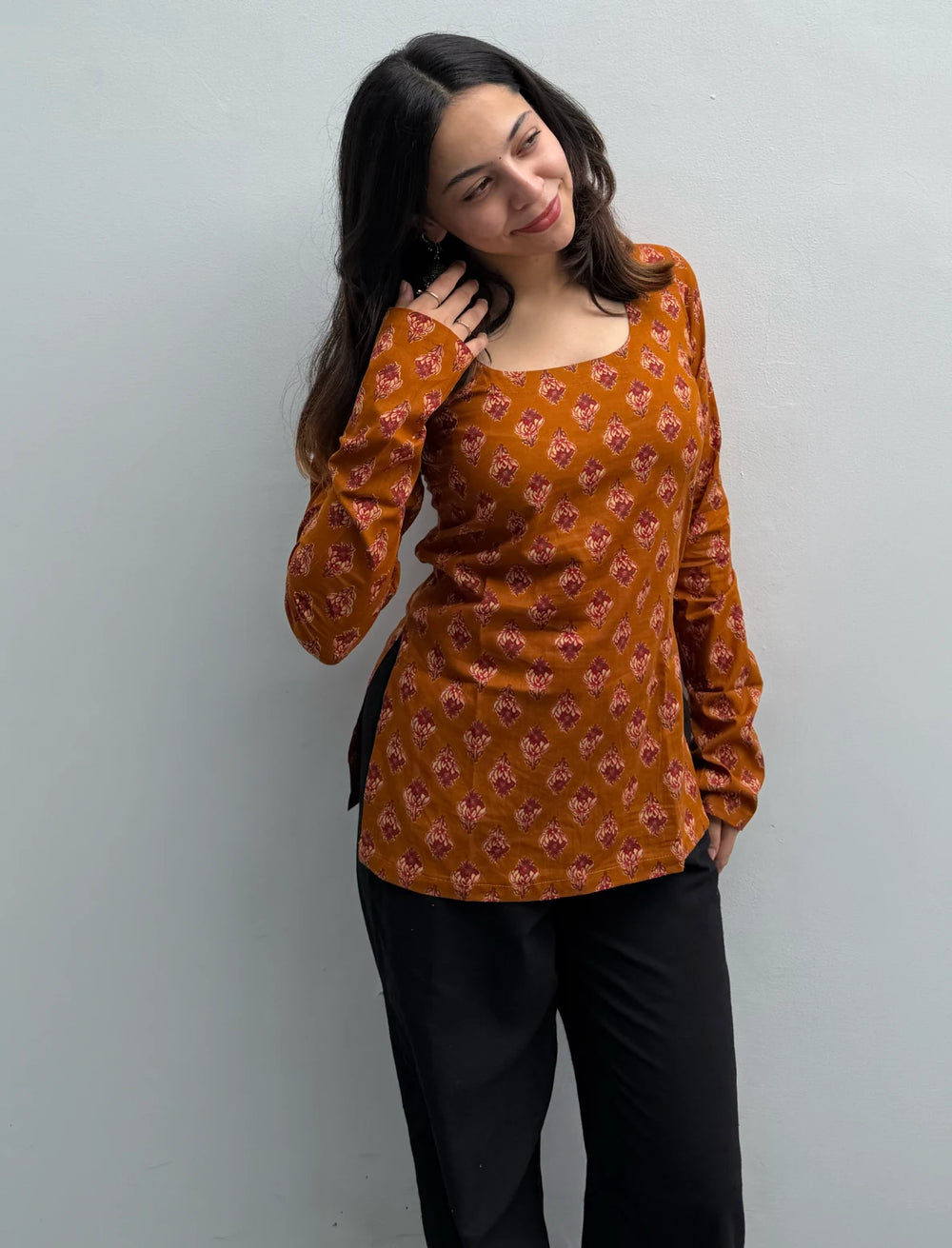 Beutiful Round Neck Full Sleevs Kurti