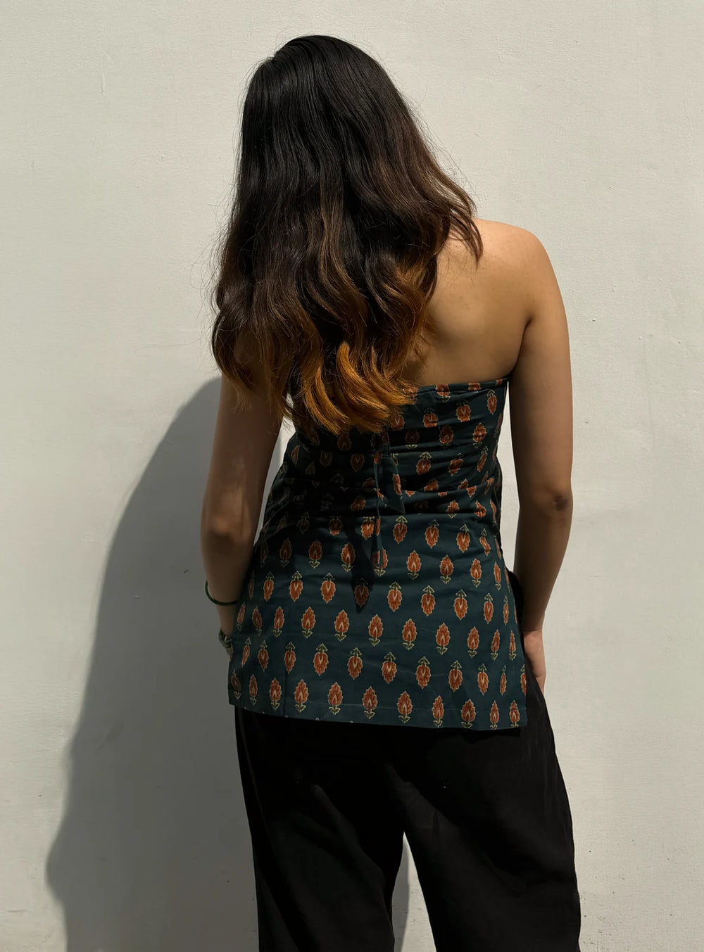 Classy  Halter Neck Sleevless Kurti